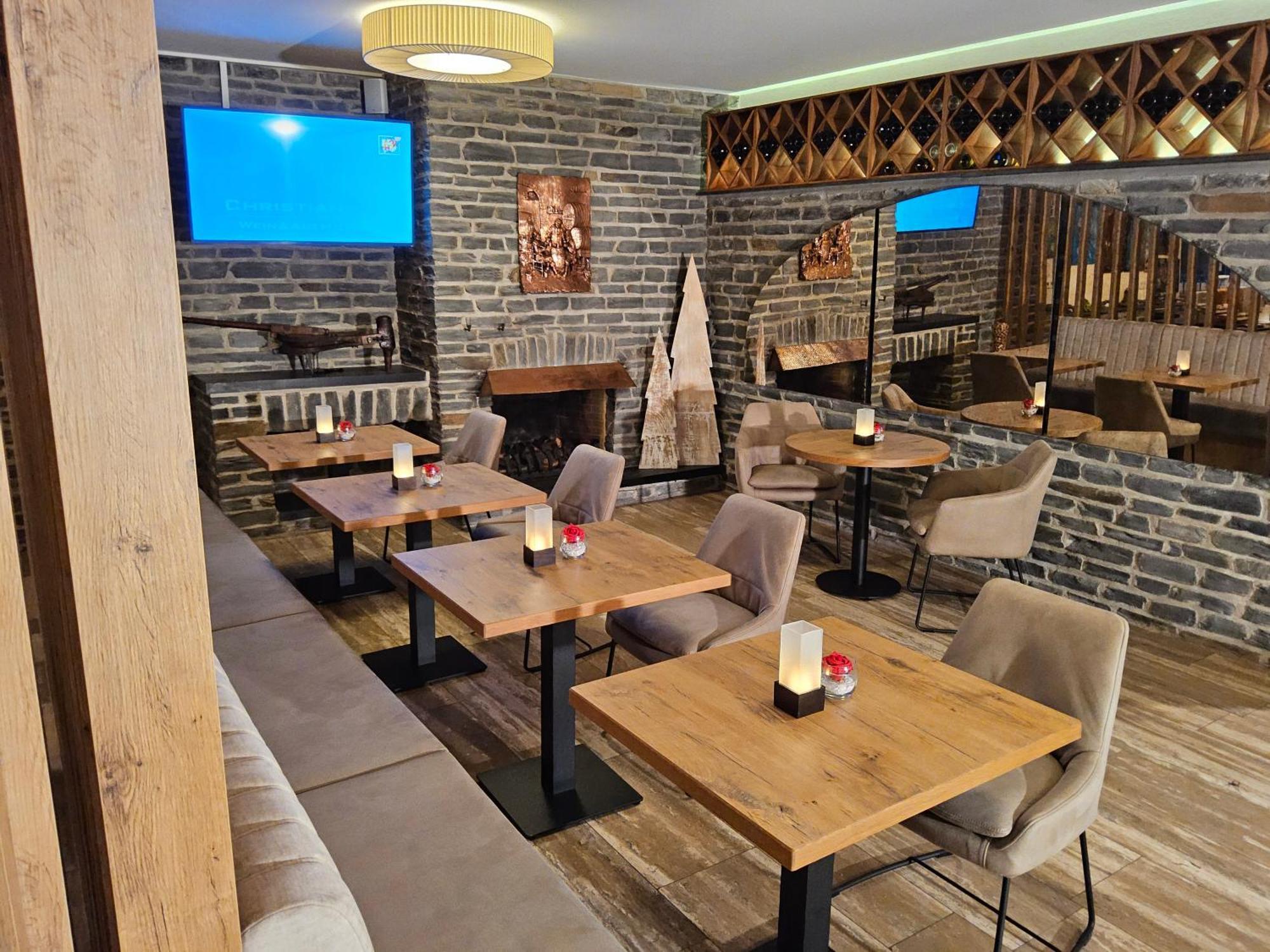 Christiana'S Wein & Art Hotel Bernkastel-Kues Exterior foto